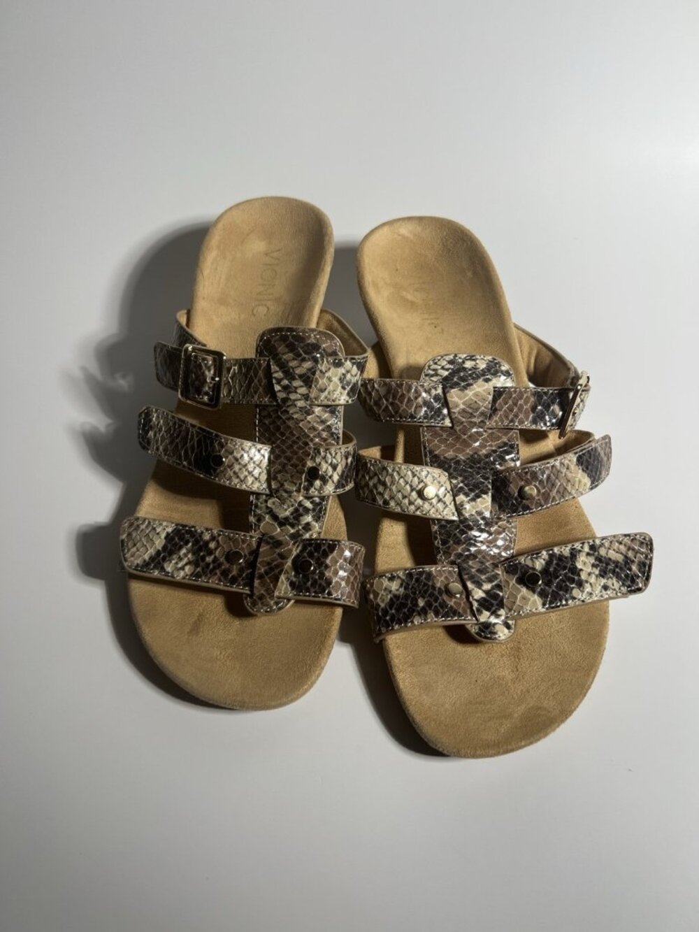 Vionic Radia Wedge Sandals Snakeskin Women’s Size 7